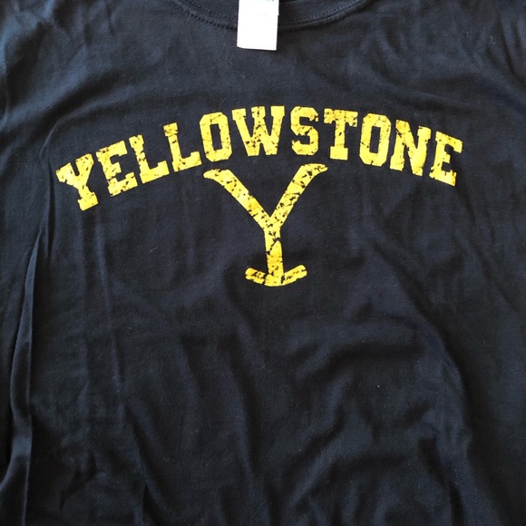 Yellowstone t-shirt - Picture 2 of 3